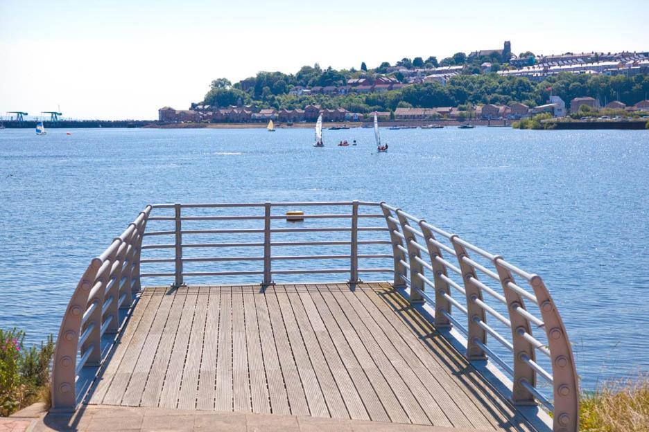 Bayview Apartments Sports Village Cardiff Free Parking & Free Wi Fi Exterior foto